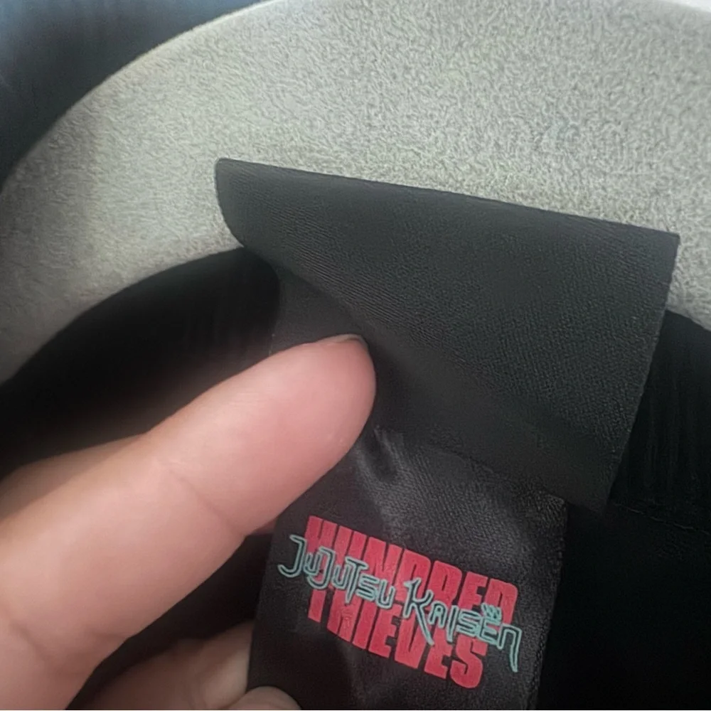100 Thieves lightweight gray
